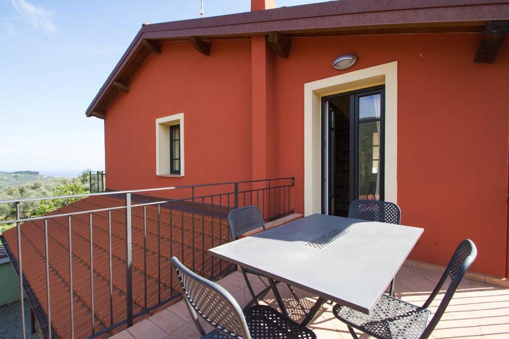 Agriturismo Ada Musso Ss Diano Borello Номер фото